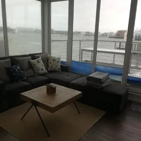Floating House * Kappeln