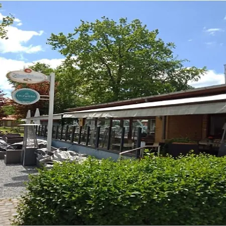 Floating House Ferienhaus Kappeln